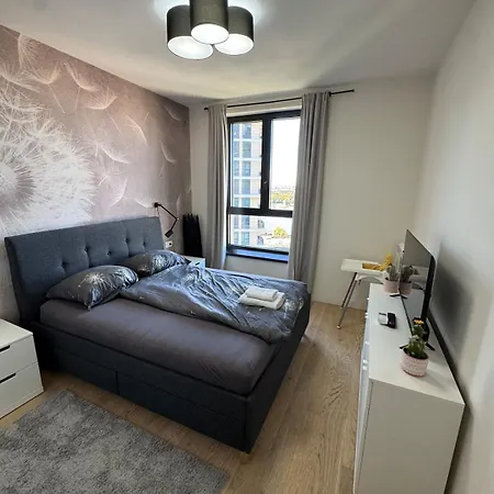 Appartement Bw Elegant Riverview! 1br, Garage&terrace! Belgrado