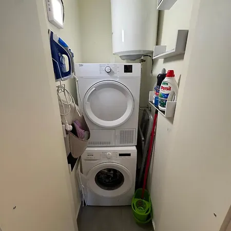 Bw Elegant Riverview! 1br, Garage&terrace! Appartement *